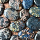 Blå Dumortieritt Lommestein thumbnail