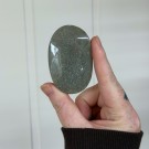 Glitrende Sage Aventurin Håndstein #2 (Aventurin med mica) thumbnail