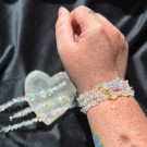 Bergkrystall Krystallchips Armbånd - Blomster Edition (JUSTERBAR) ~velg farge thumbnail