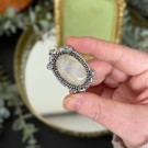 Hvit Månestein Anheng (KUN 1 STK) thumbnail