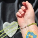 Peridott Chips Armbånd (JUSTERBAR) thumbnail