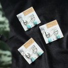 Luna Norte ~ Tropical Tide Huggie Hoop Øredobber - Ekte Larimar  thumbnail