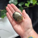 Golden Healer & Pyritt Håndstein #19 thumbnail