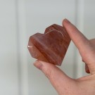 Flammekvarts Hjerte #6 - Indre Ild i Fasettslipt Form thumbnail