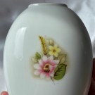 GJENBRUKS-SKATT: Nydelig Blomstervase thumbnail