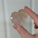 Flammekvarts Hjerte #3 - Indre Ild i Fasettslipt Form thumbnail