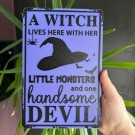 3D Skilt - A Witch Lives Here  thumbnail