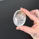 Bergkrystall med Hematitt Håndstein #1 thumbnail