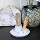 3-i-1 Hvit Røkelsesholder i Keramikk - Salvie, Palo Santo & Røkelsespinne thumbnail