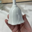 GJENBRUKS-SKATT: Vintage Porselensbjelle m/roseblomst thumbnail