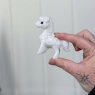 Karusellponni i Hvit Jade thumbnail
