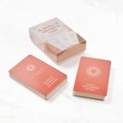 Motherhood Affirmasjonskort ~ 60 påminnelser til mammahjertet thumbnail