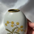 GJENBRUKS-SKATT: Nydelig Blomstervase m/gule blomster thumbnail