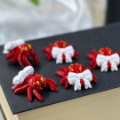 Mini Festive Bow Spider thumbnail