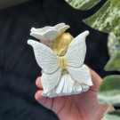 Hvit Fairy Krystallholder ~ Sommerfugl & Blomst (10cm) thumbnail