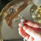 Magisk Katteamulett - Labradoritt & Rød Granat thumbnail