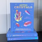 AstroCrystals - Stjernetegn og krystaller for manifestasjon og balanse thumbnail