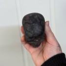 Granat & Arfvedsonitt Hodeskalle, 658g thumbnail