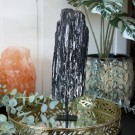 Stor Svart Turmalin Råbit På Stand 1,5KG thumbnail