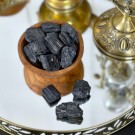 Små Svart Turmalin Råbiter thumbnail