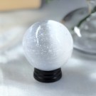 Selenitt Kule #1 (Satin Spar) - 5,1cm thumbnail