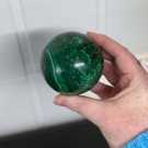 Nydelig Malakitt Krystallkule (711g/7,1cm) - Svart holder medfølger thumbnail