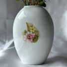GJENBRUKS-SKATT: Nydelig Blomstervase thumbnail