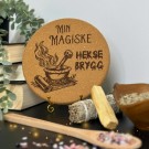 ~Witchcraft Edition~ Vel Unt's Gryteunderlag - Min Magiske Heksebrygg thumbnail