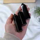 Svart Obsidian Tårn 8-9cm thumbnail