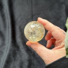 Bergkrystall Kule med Hematitt & Limonitt (Flammekvarts & Golden Healer) thumbnail