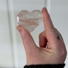 Flammekvarts Hjerte #1 - Indre Ild i Fasettslipt Form thumbnail