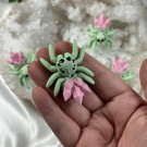 Mini Emerald Kunzite Crystal Spider thumbnail
