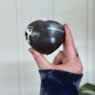 Stor Chunky Orca Agat Hjerte #5 (Spekkhoggersteinen) thumbnail