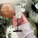 Selenitt på stativ (Satin Spar) #1 thumbnail