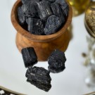 Små Svart Turmalin Råbiter thumbnail