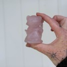 Rosenkvarts Heksekatt med Stav thumbnail
