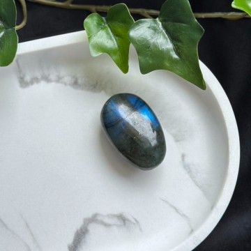 Midnight Labradoritt Håndstein #9