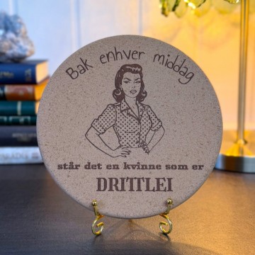 Vel Unt's Aggressive Gryteunderlag - Bak enhver middag