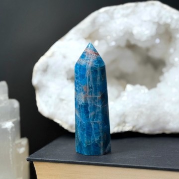 Blå Apatitt Tårn #1**