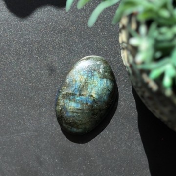 Aurora Labradoritt Håndstein #3