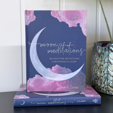 Moon Meditations - 365 nattlige refleksjoner for ro og dyp søvn