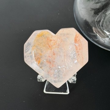 Flammekvarts Hjerte #3 - Indre Ild i Fasettslipt Form