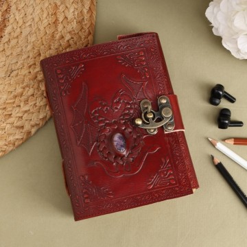 Håndlaget Vintage Notatbok - Dragon with Amethyst