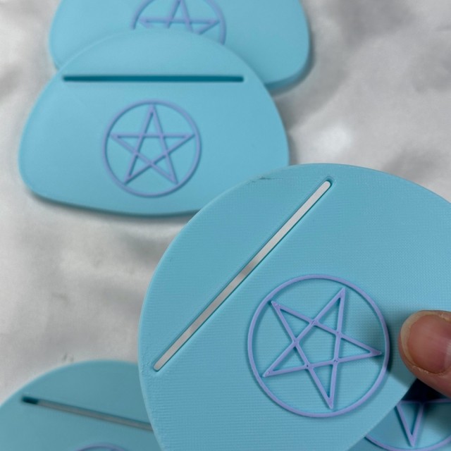 Små lasermerker kan forekomme